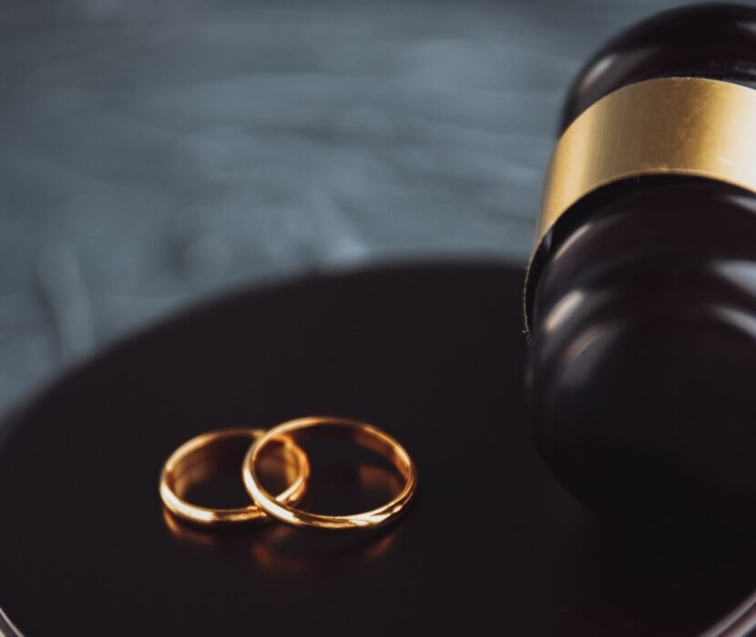international divorce in Canada documents reviewed by a family lawyer